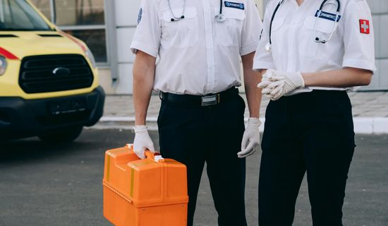 东台救护车转运病人车速和普通车一样快吗?